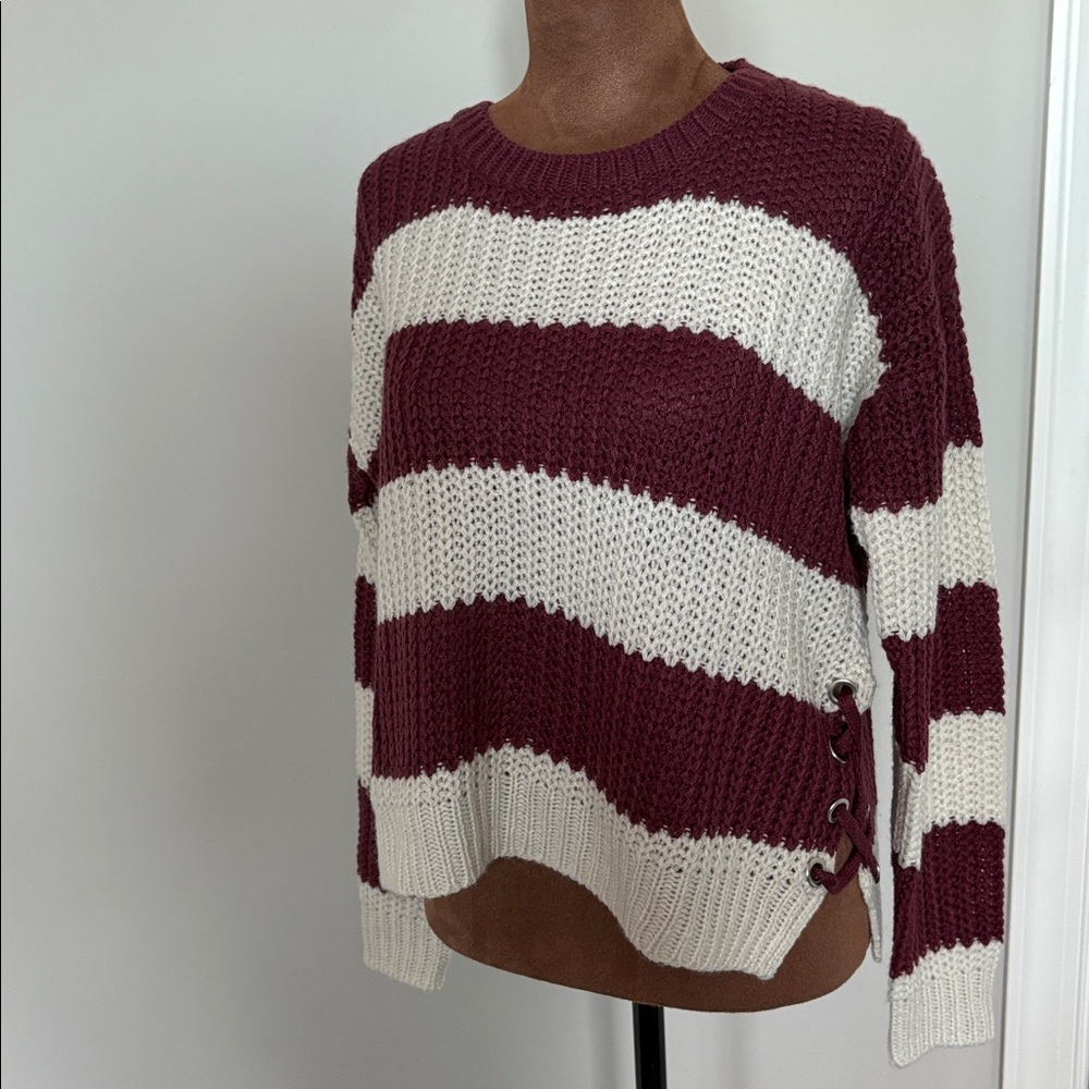 Burgundy and Beige striped Knit Sweater S - perfect condition!! - Picture 2 of 9
